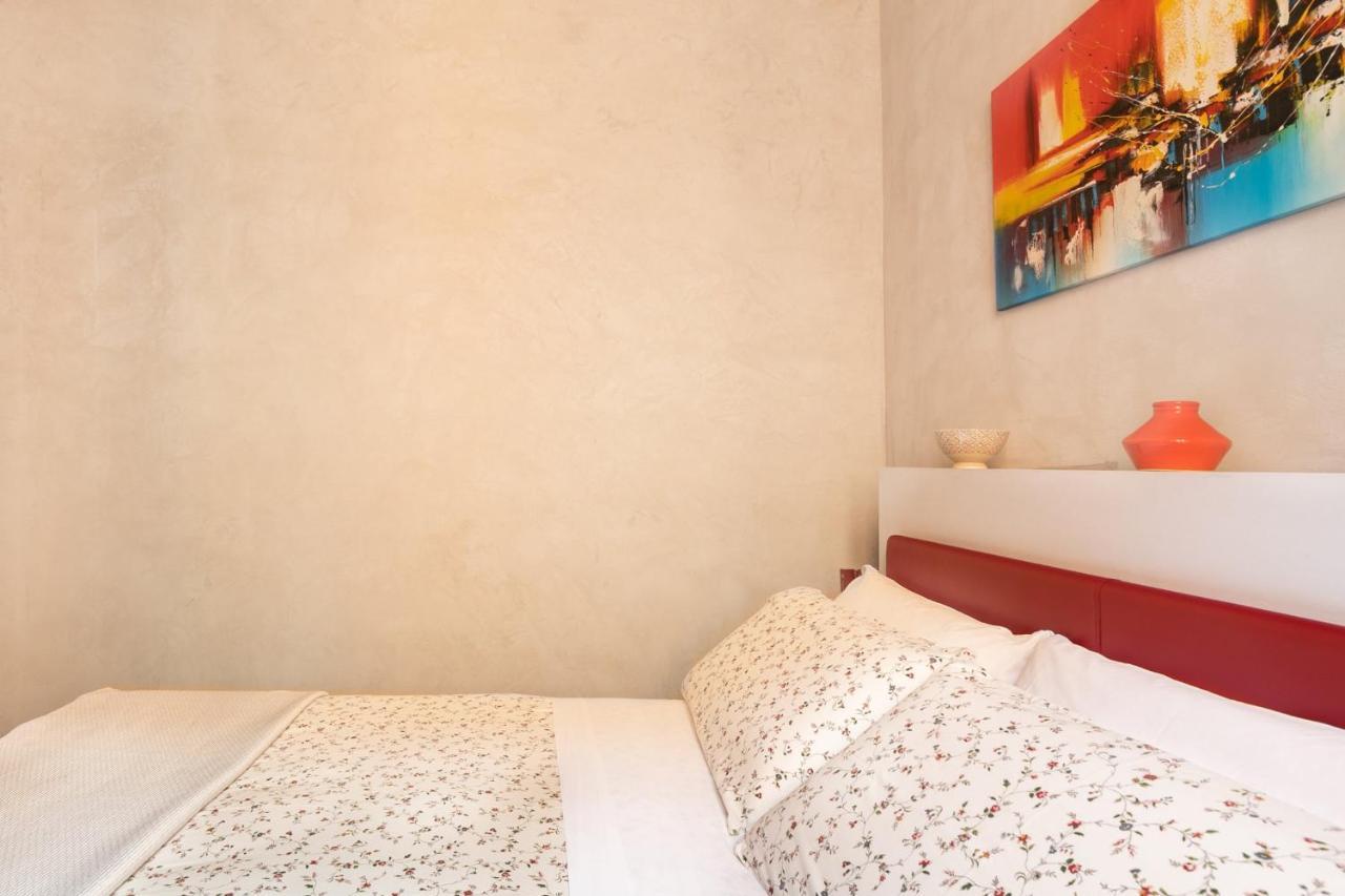 Living Rhome - Condotti Apartment Roma Exterior foto